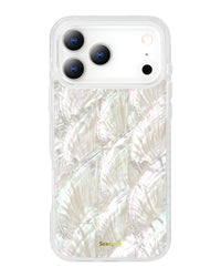 Soft glow pearl phone case with sparkly reflections