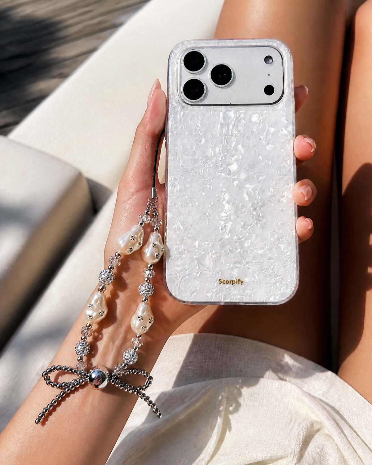 Cute phone charms with crystal pearl bow design