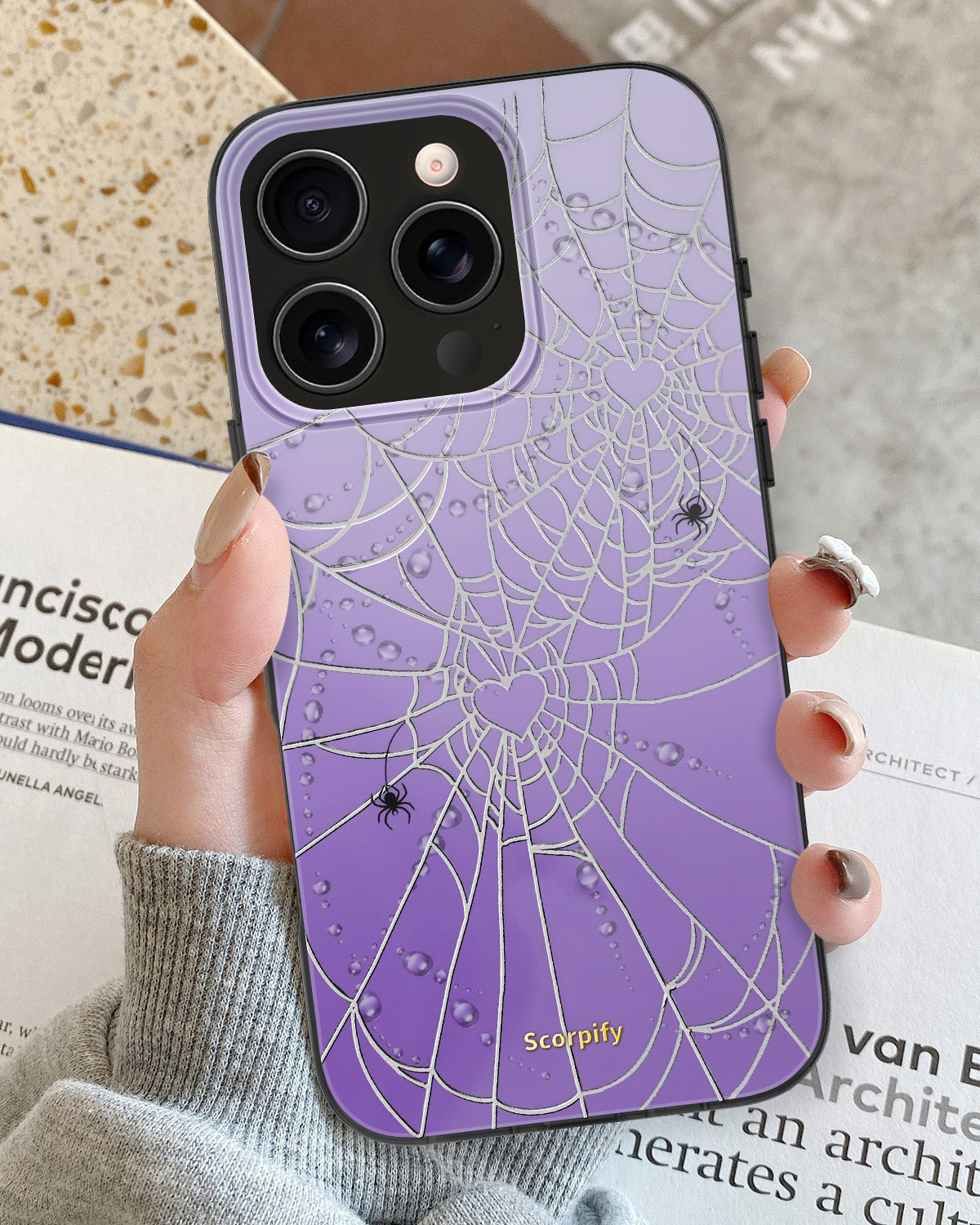 Gleam Heart of Webs MagSafe iPhone Case