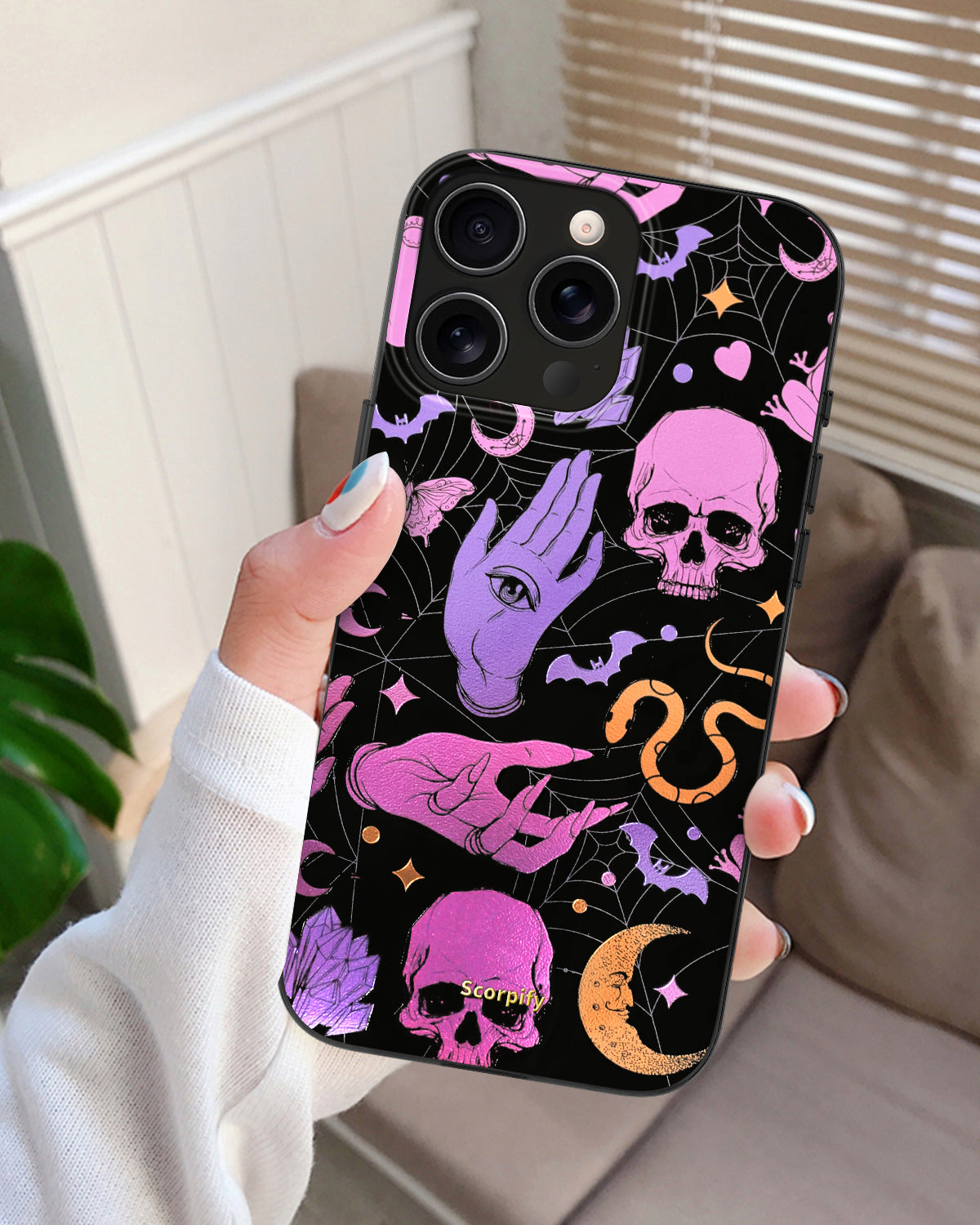 Halloween iPhone Case With Gleaming Phantom Carnival Pattern