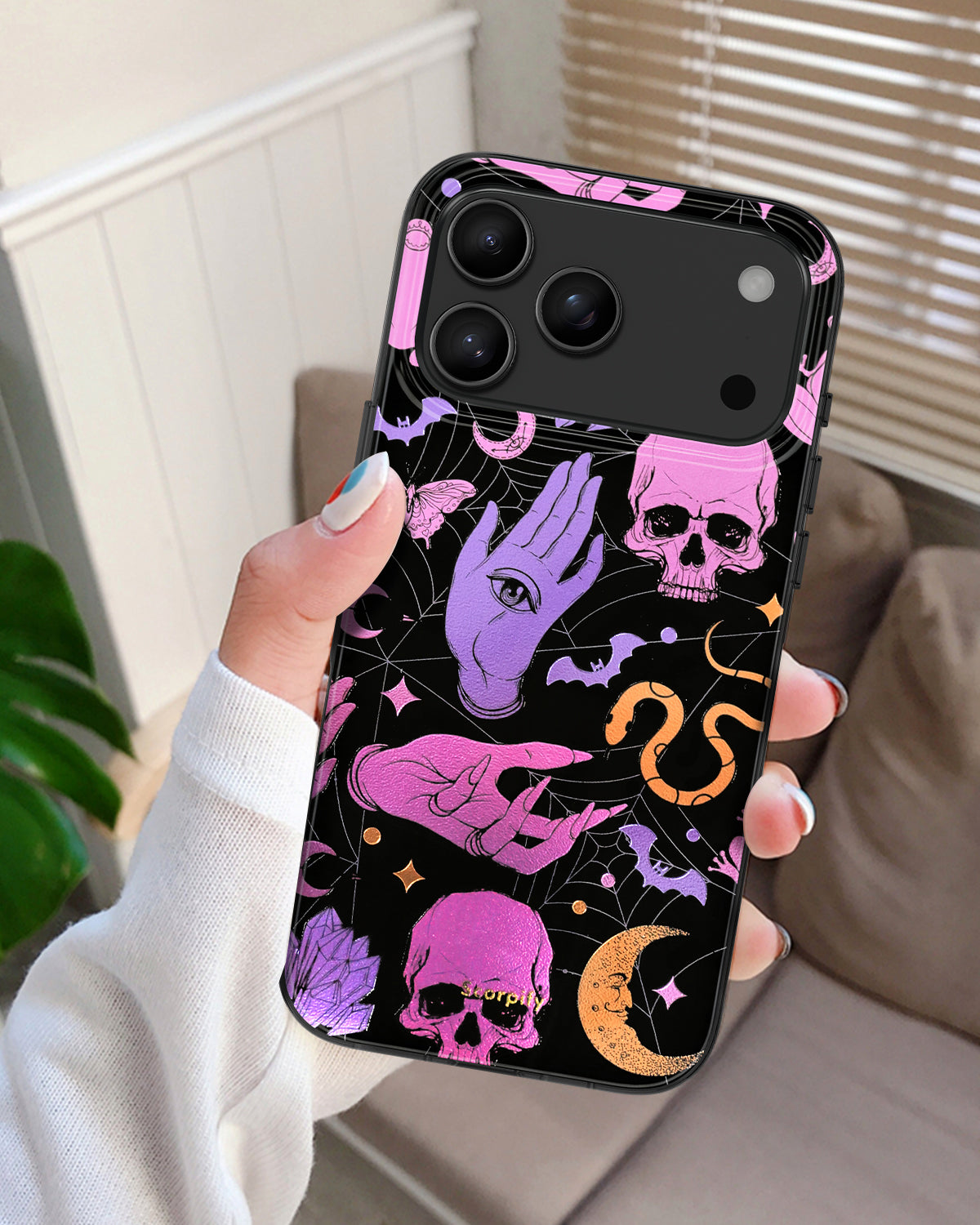 iPhone 17 Gleam Phantom Carnival MagSafe Case