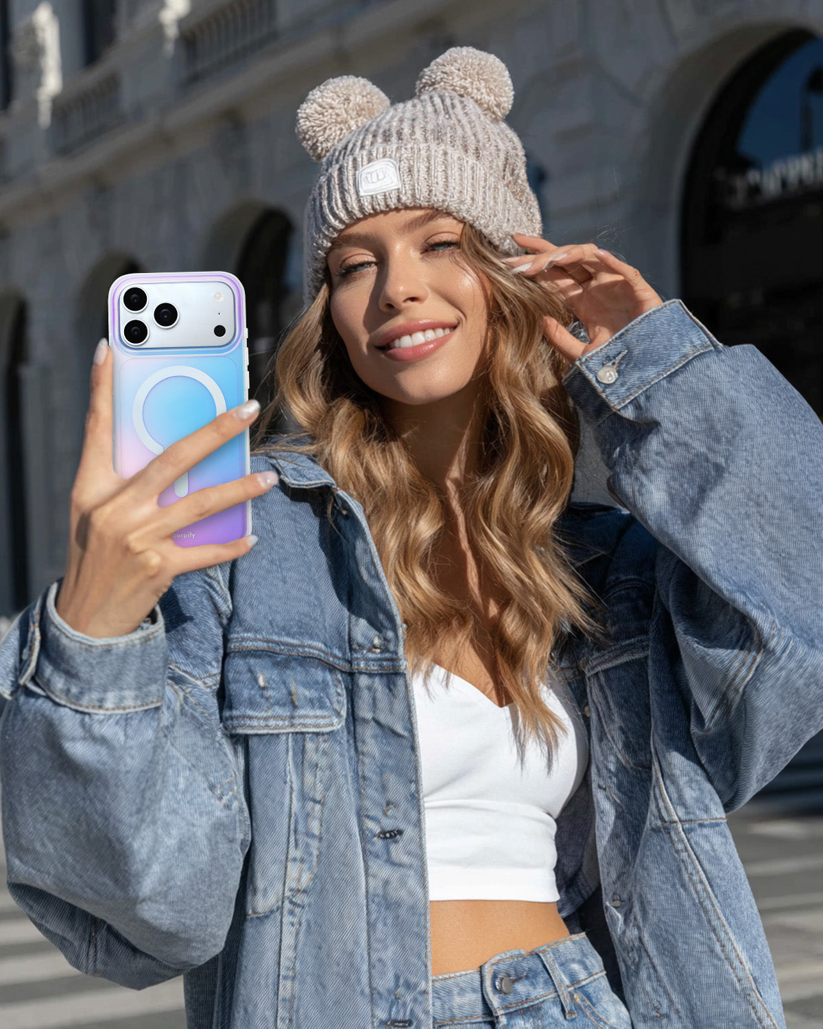 Minimal gradient iPhone 17 MagSafe phone cover