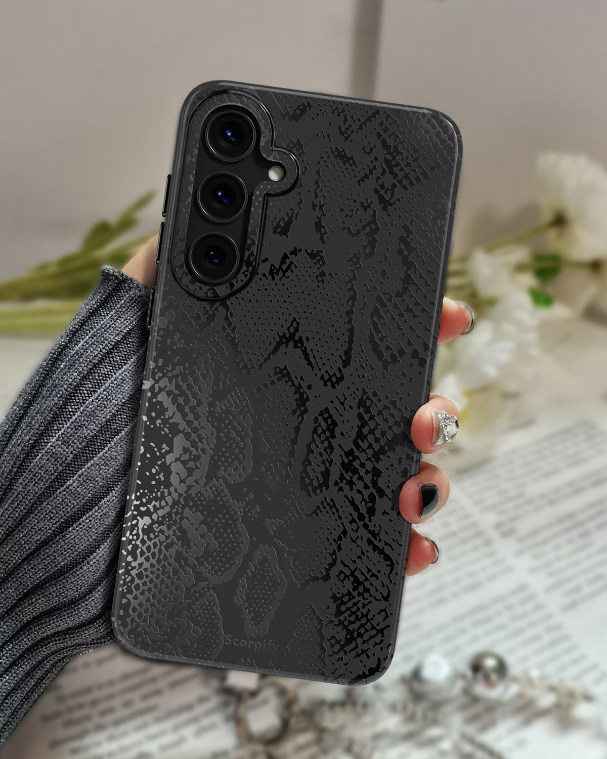 Matte Black Snake MagSafe Samsung Galaxy Case