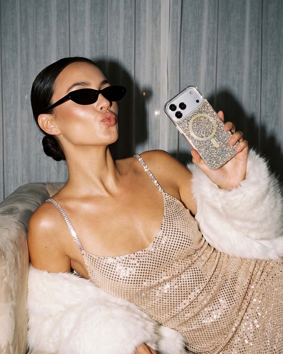 Champagne Elegance MagSafe iPhone Case