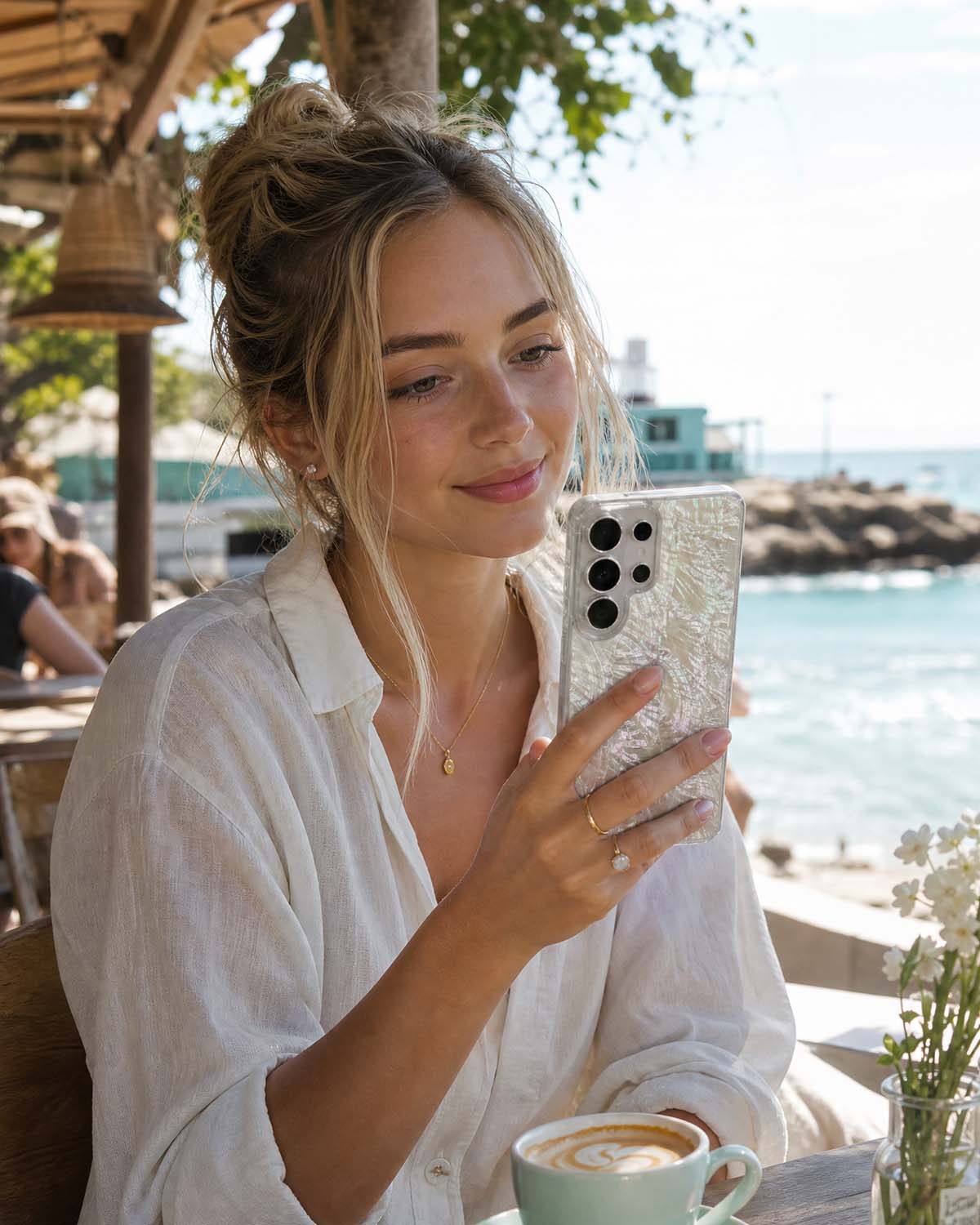 Model holding Natural Mother of Pearl Samsung Galaxy case