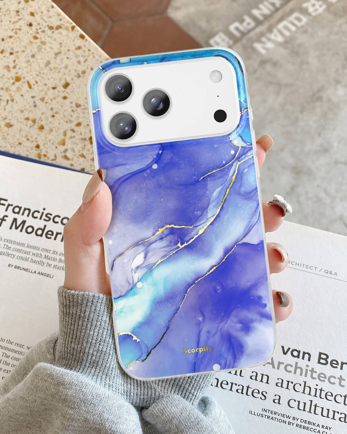 Stylish marble phone case featuring blue tones